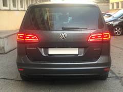 Автомобиль Volkswagen Sharan 4motion для аренды в Лозанне